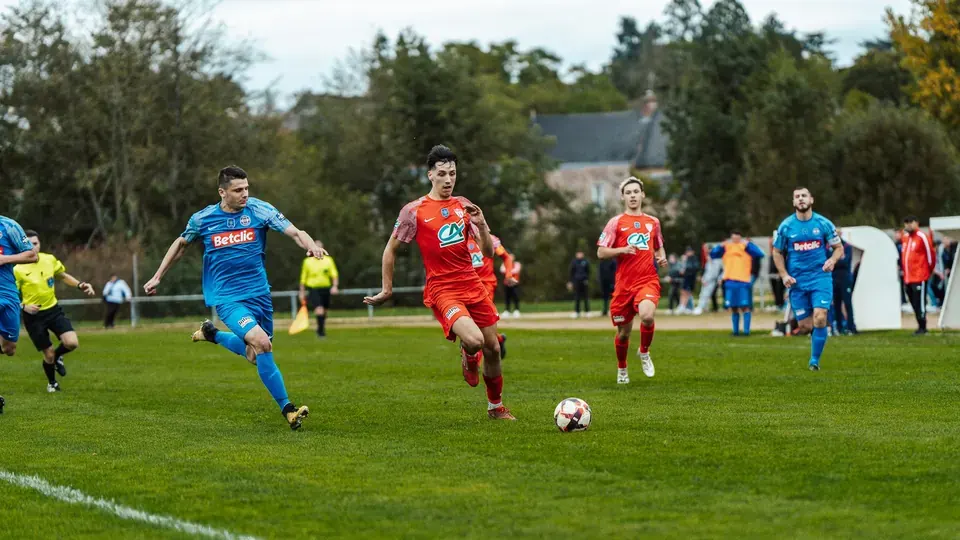 Counter Pressing Recovery Drills for Midfielders